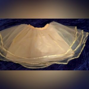 Fluffy layered lace skirt or under skirt in yellow stretchy waist band easy fit